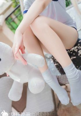 亚洲一区二区三区乱字幕高清红楼_DVD免费在线播放