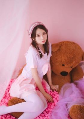 美女aⅴ毛片人人看一av_BD韩语全集免费观看
